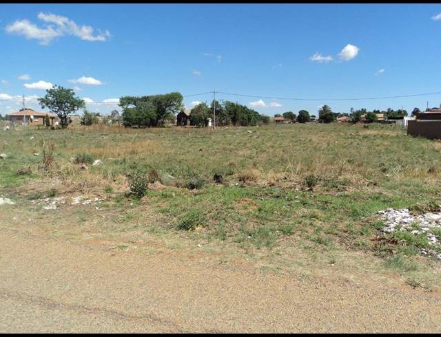 LAND FOR SALE IN JAMESONPARK